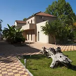 Sias Agios Avgoustinos