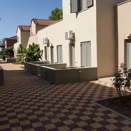 Sias 2* Agios Avgoustinos